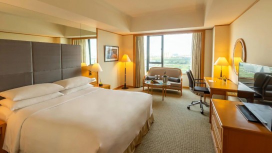 Renaissance Riverside Hotel Saigon